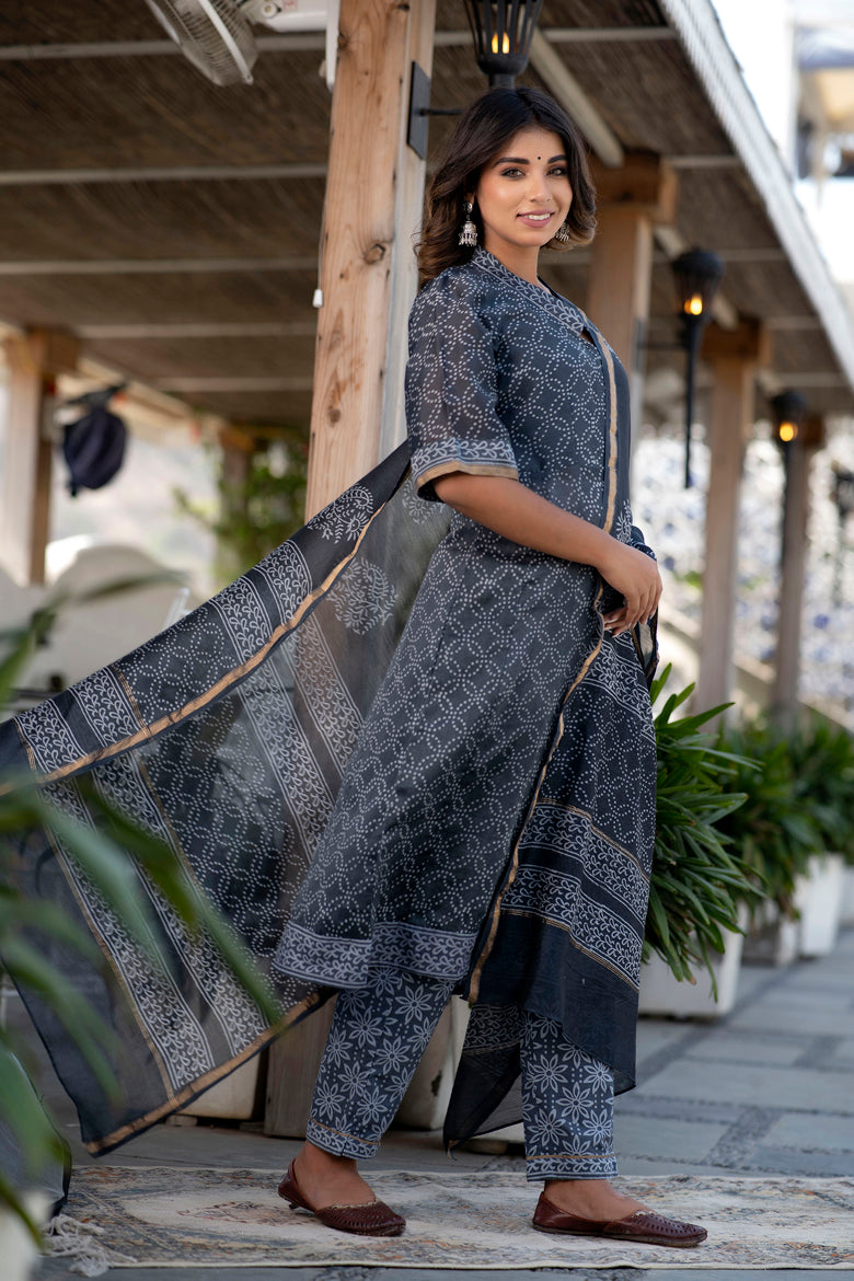 Lead Black and Grey Handblock Printed Chanderi Kurta with Chanderi Dupatta (A125K3GRY)