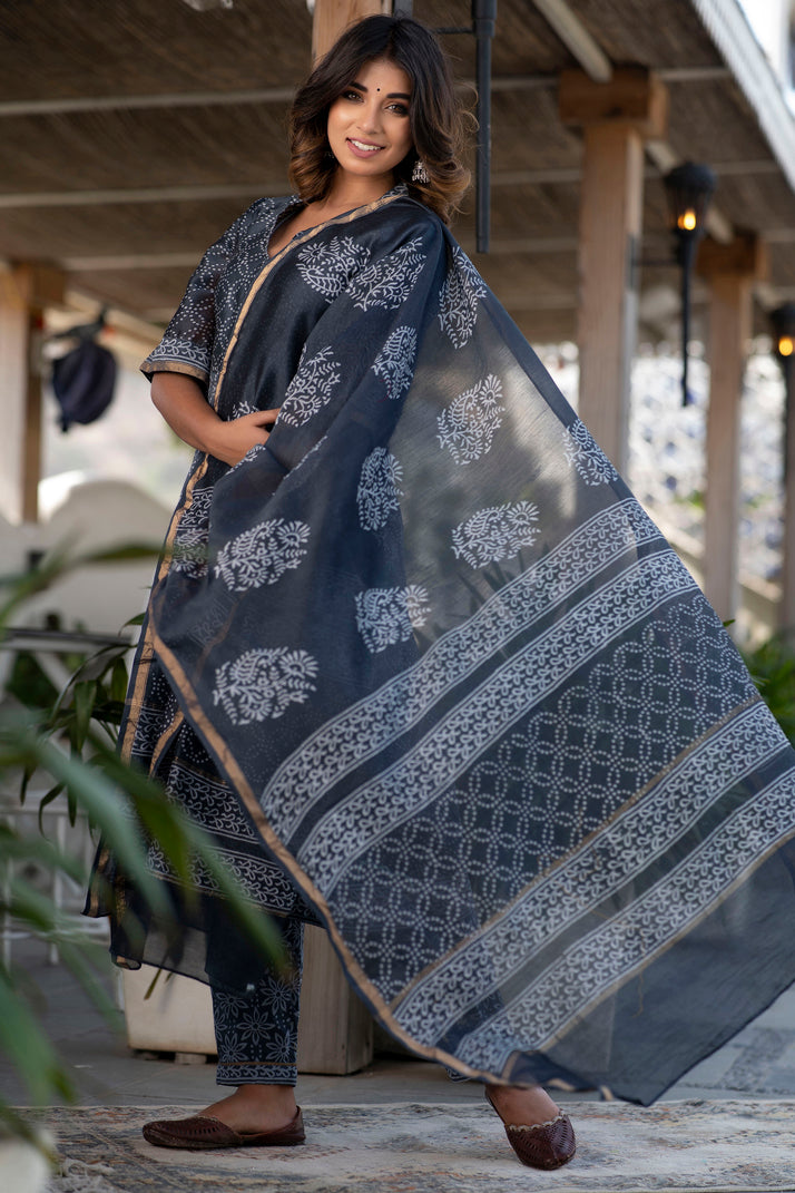 Lead Black and Grey Handblock Printed Chanderi Kurta with Chanderi Dupatta (A125K3GRY)